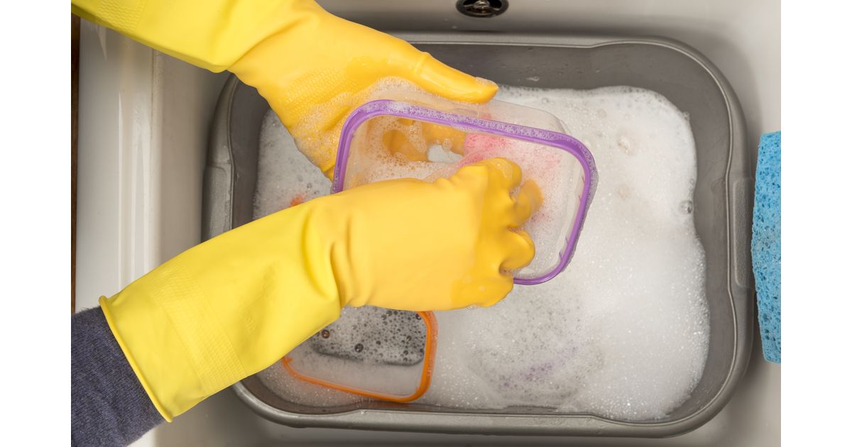 Como limpar plástico amarelado com truques fáceis