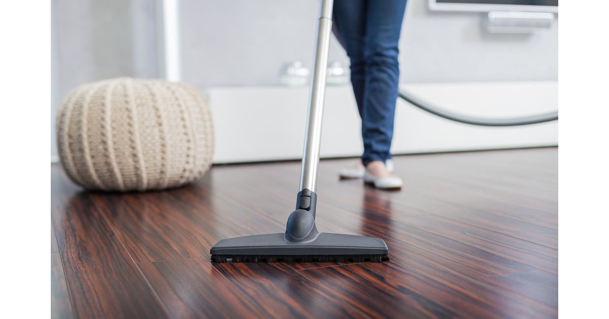 O que devo fazer em uma faxina? Saiba por onde começar e quais produtos não podem faltar