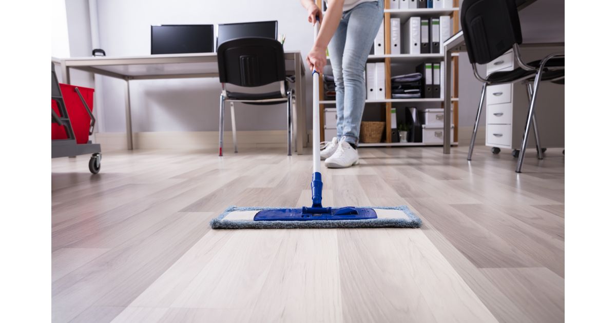 Você sabe as diferenças entre os tipos de rodo? Conheça as vantagens de cada um