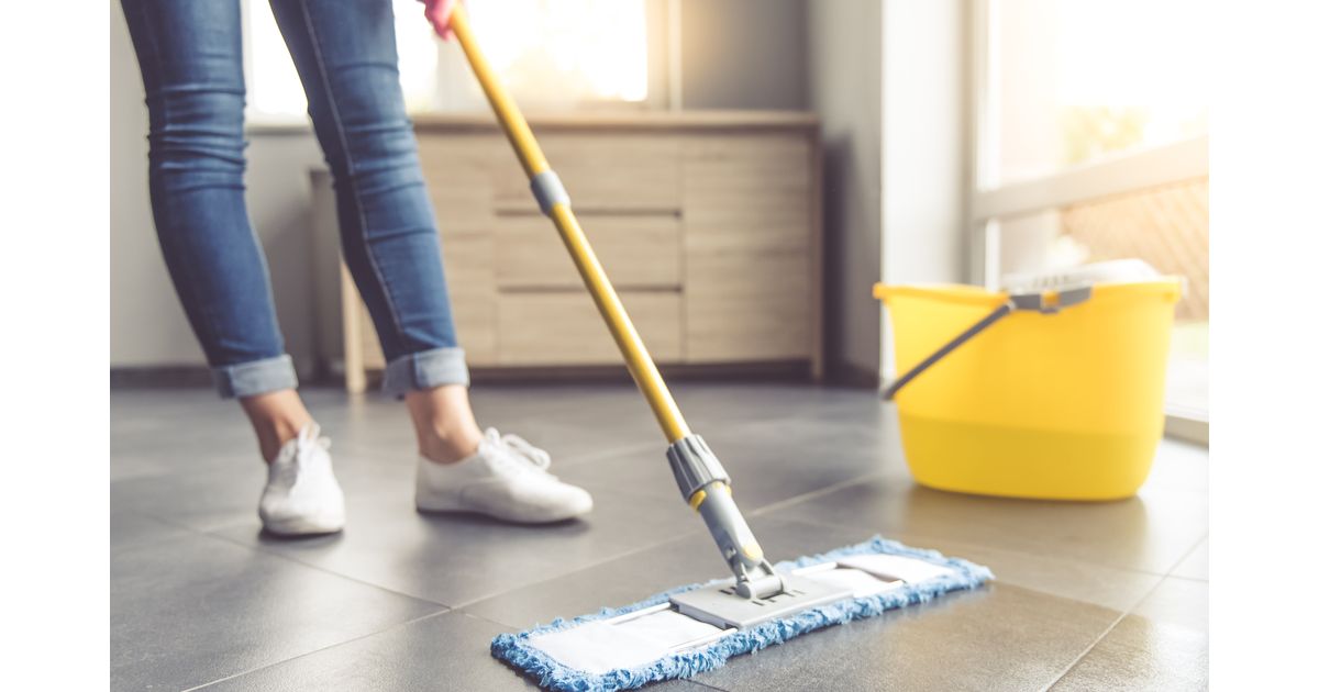 Você sabe usar cloro? Descubra como ele pode ajudar na limpeza da casa