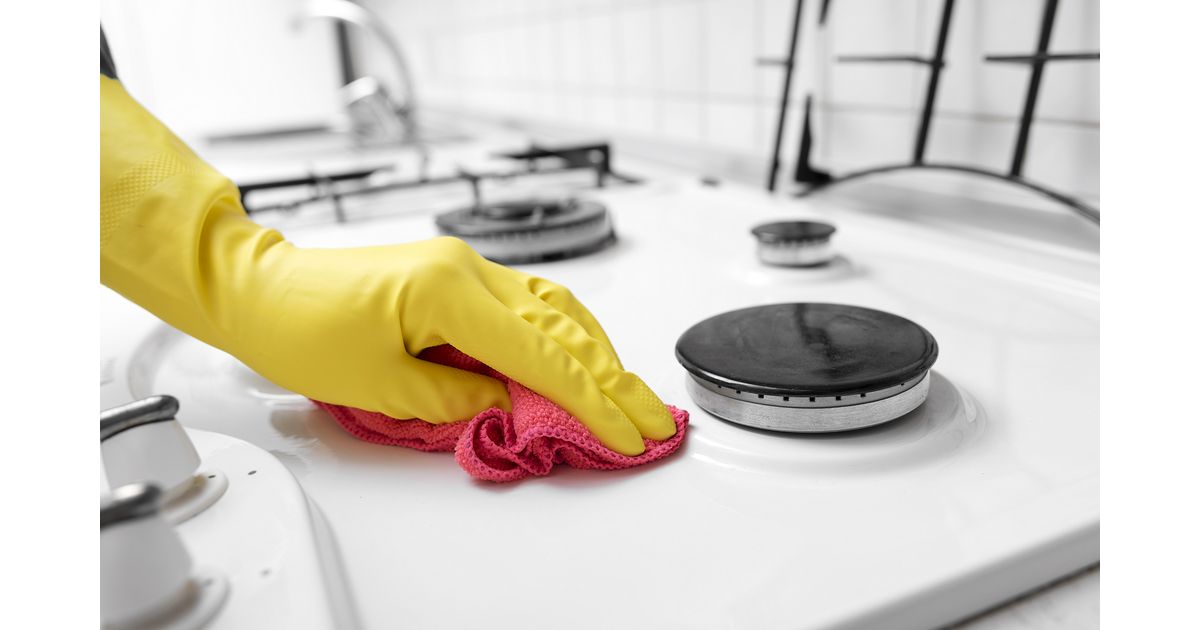 Como limpar forno e fogão: passo a passo, produtos e truques para deixar brilhando